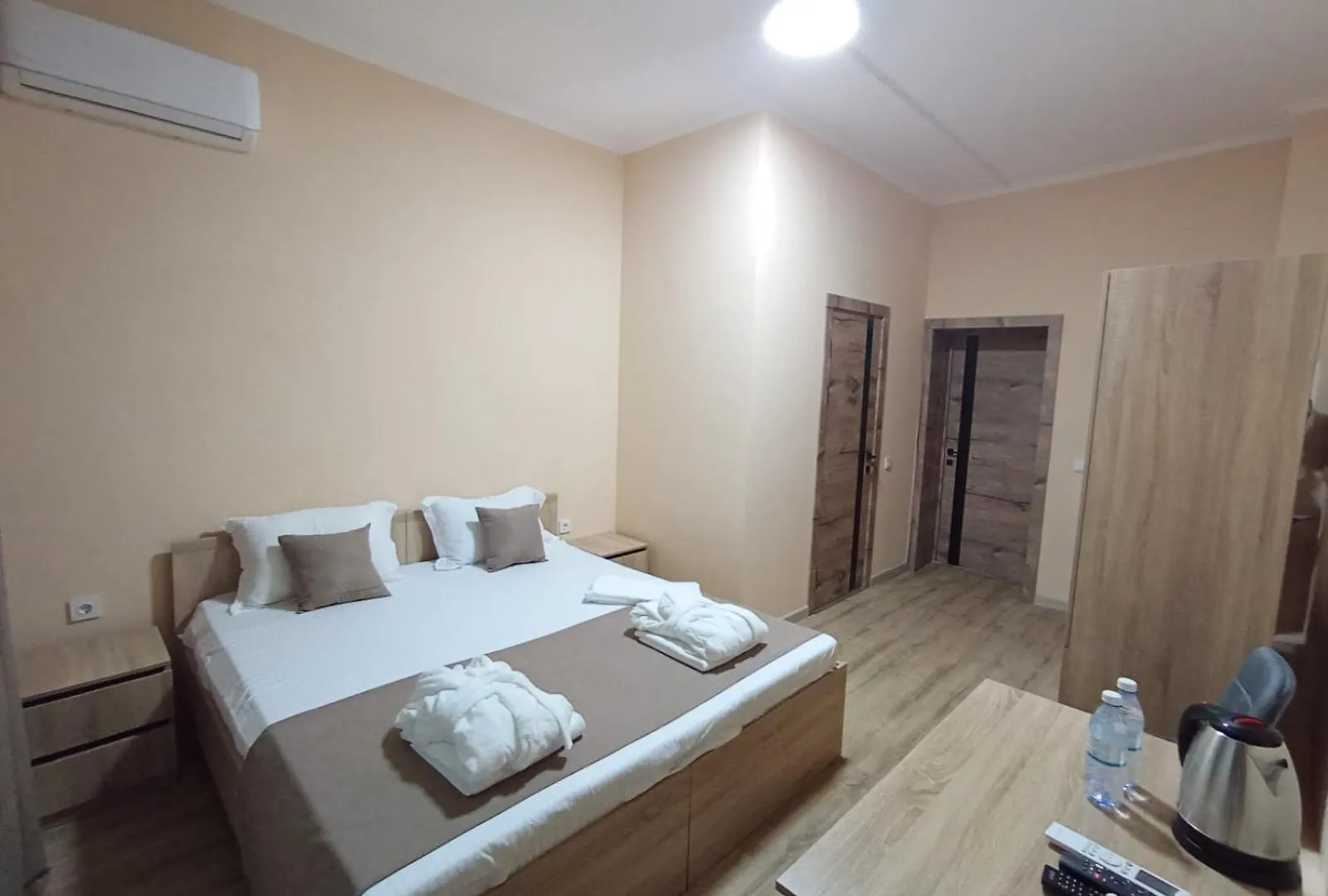 Belon Garden Hotel Asztana