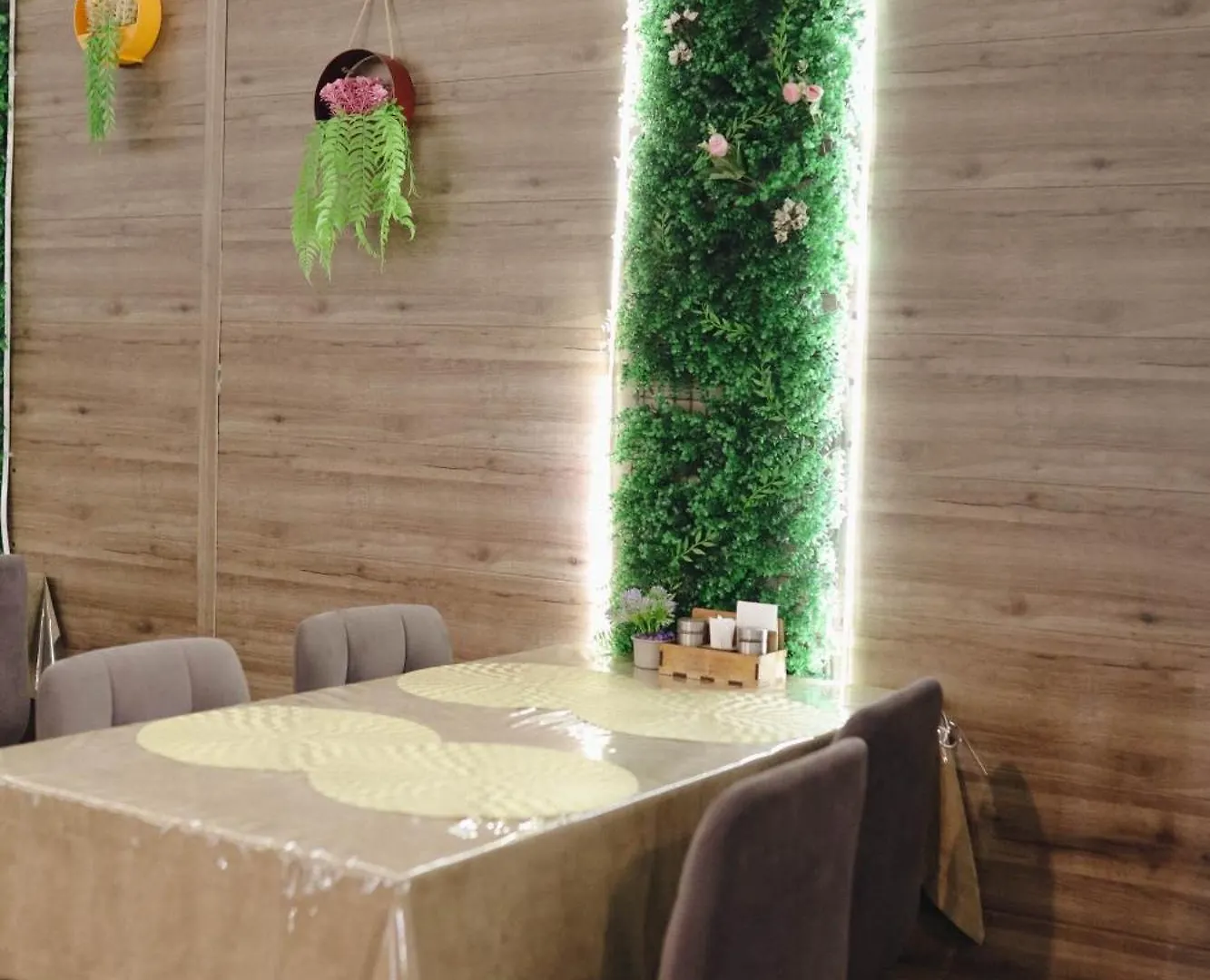 Belon Garden Hotel Asztana